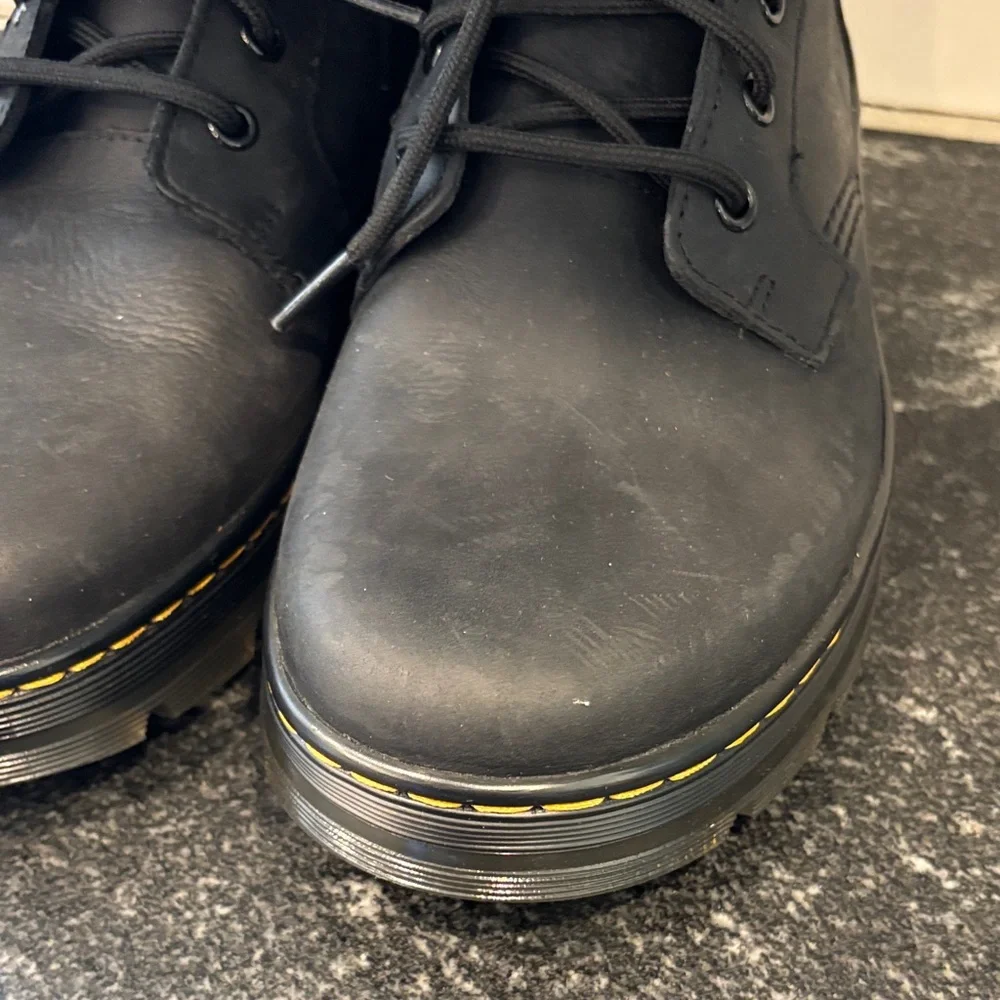 Dr. Martens Combs Leather Casual Black Boots Men's size 9 NEW